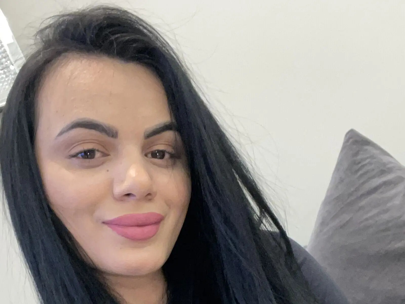 AlmaBeverly livejasmin