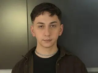 BronxPoe livejasmin