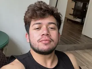CamiloAndres livejasmin