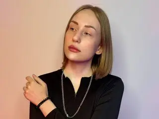 ElvaCutsforth livejasmin
