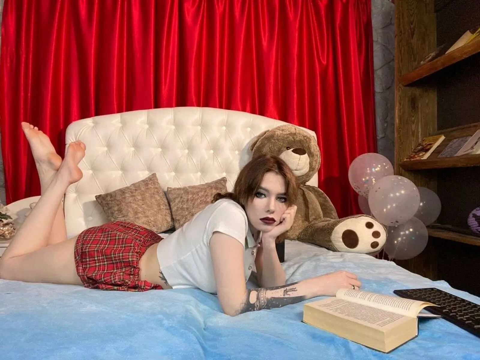 EmilyJohson livejasmin