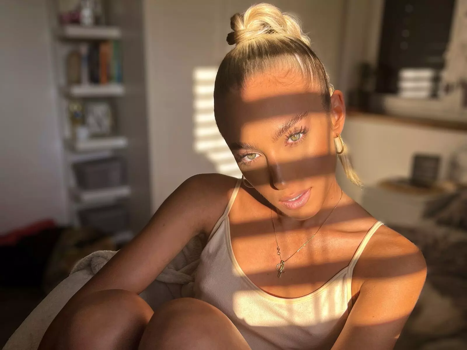 EmmaEllison livejasmin