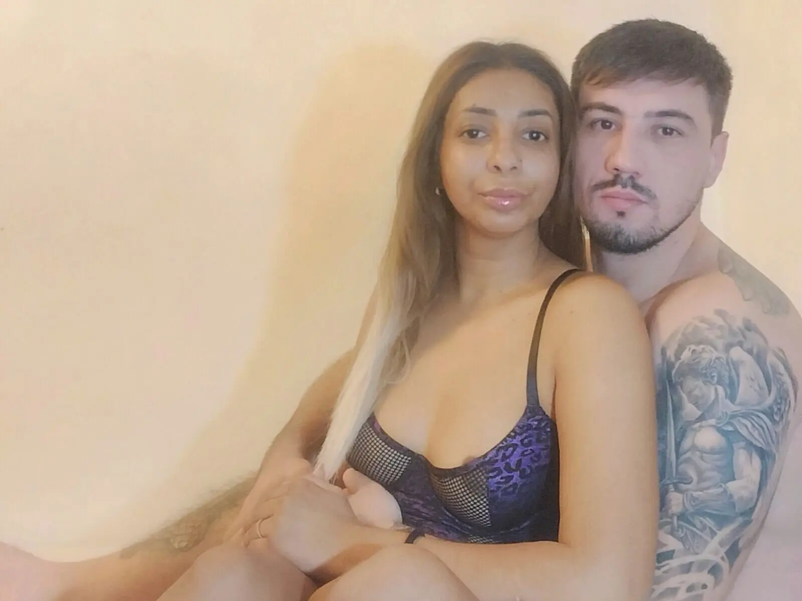 LauraJonny livejasmin