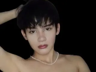 MathiasGreen livejasmin
