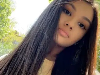 MiaBrooks livejasmin