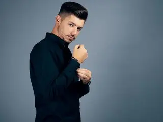 MikeySteel livejasmin