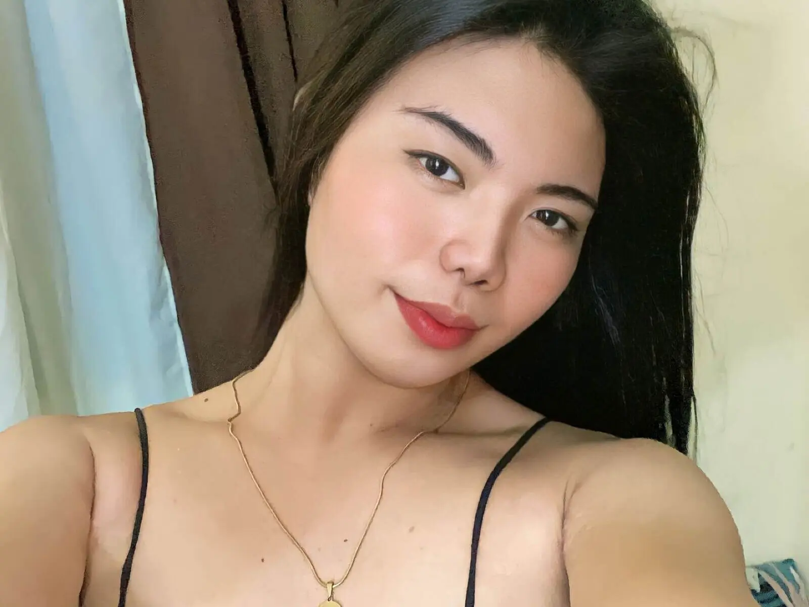 MisakiMiles livejasmin