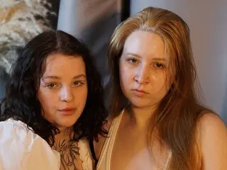 PrimroseAndMildr livejasmin