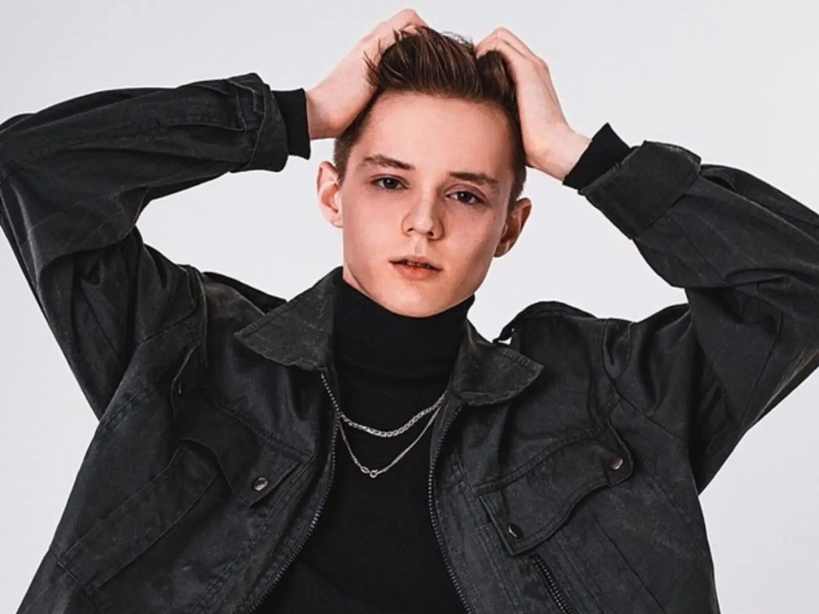 ThomasAronas livejasmin