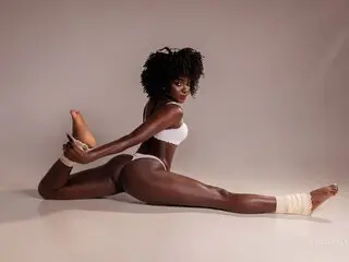 YaraDavis livejasmin