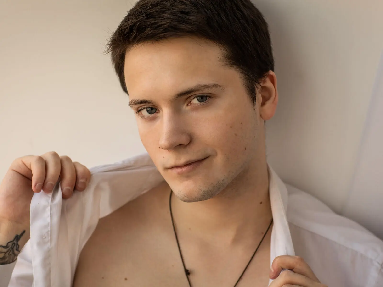 ZackHandsom livejasmin